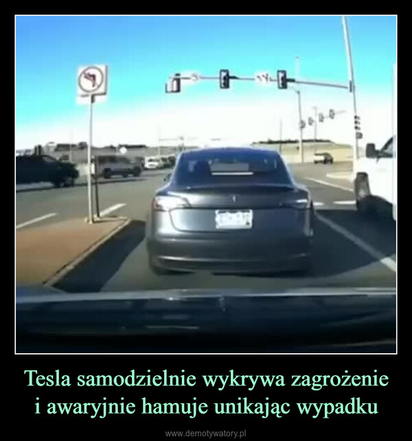 Tesla samodzielnie wykrywa zagrożenie i awaryjnie hamuje unikając wypadku –  